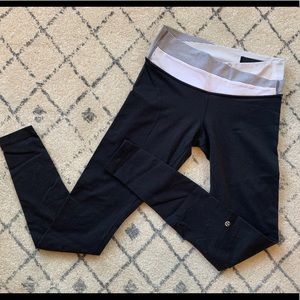 Lulu lemon black legging with striped waistband